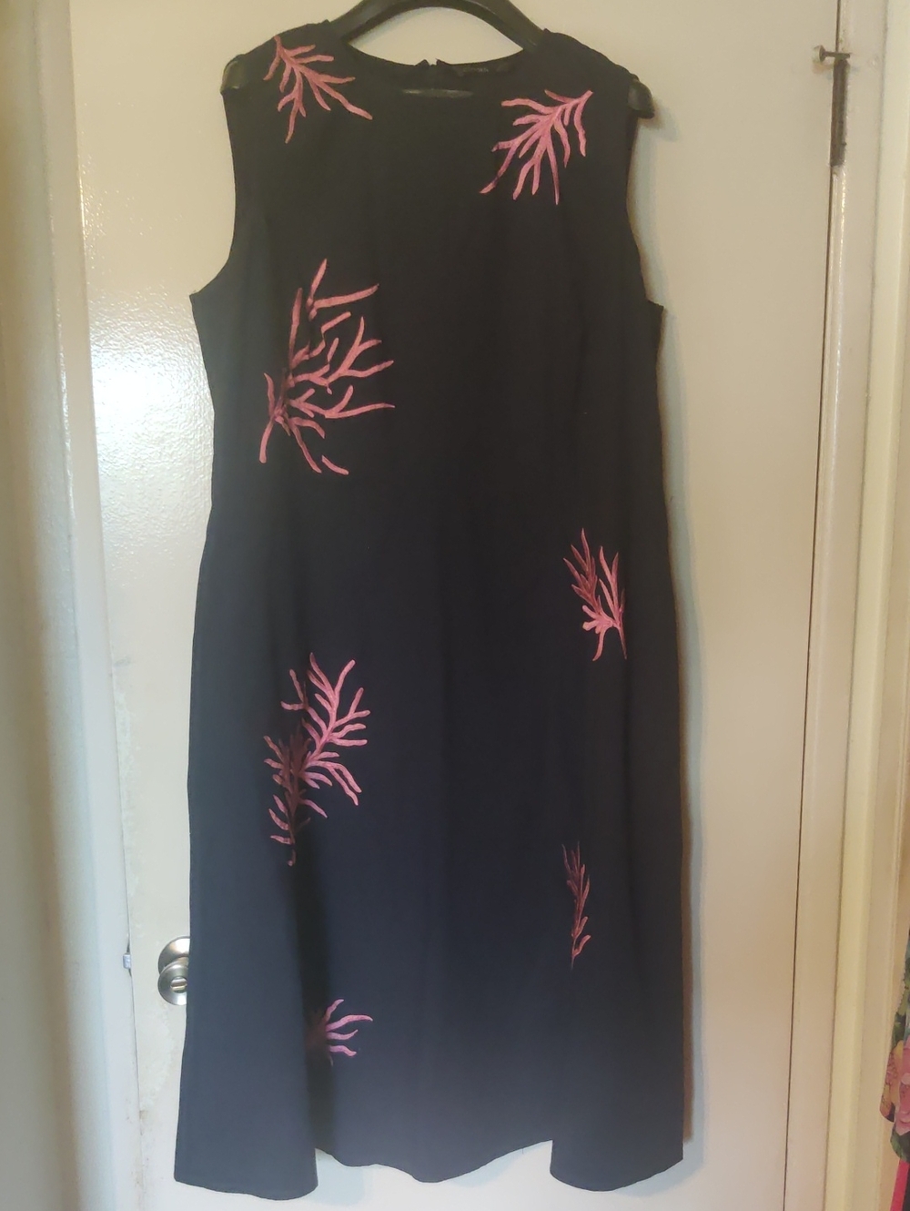 eshakti Black Midi Dress with Pink Embroidery